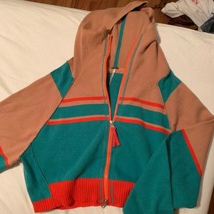 Free people cropped zip up hoodie!